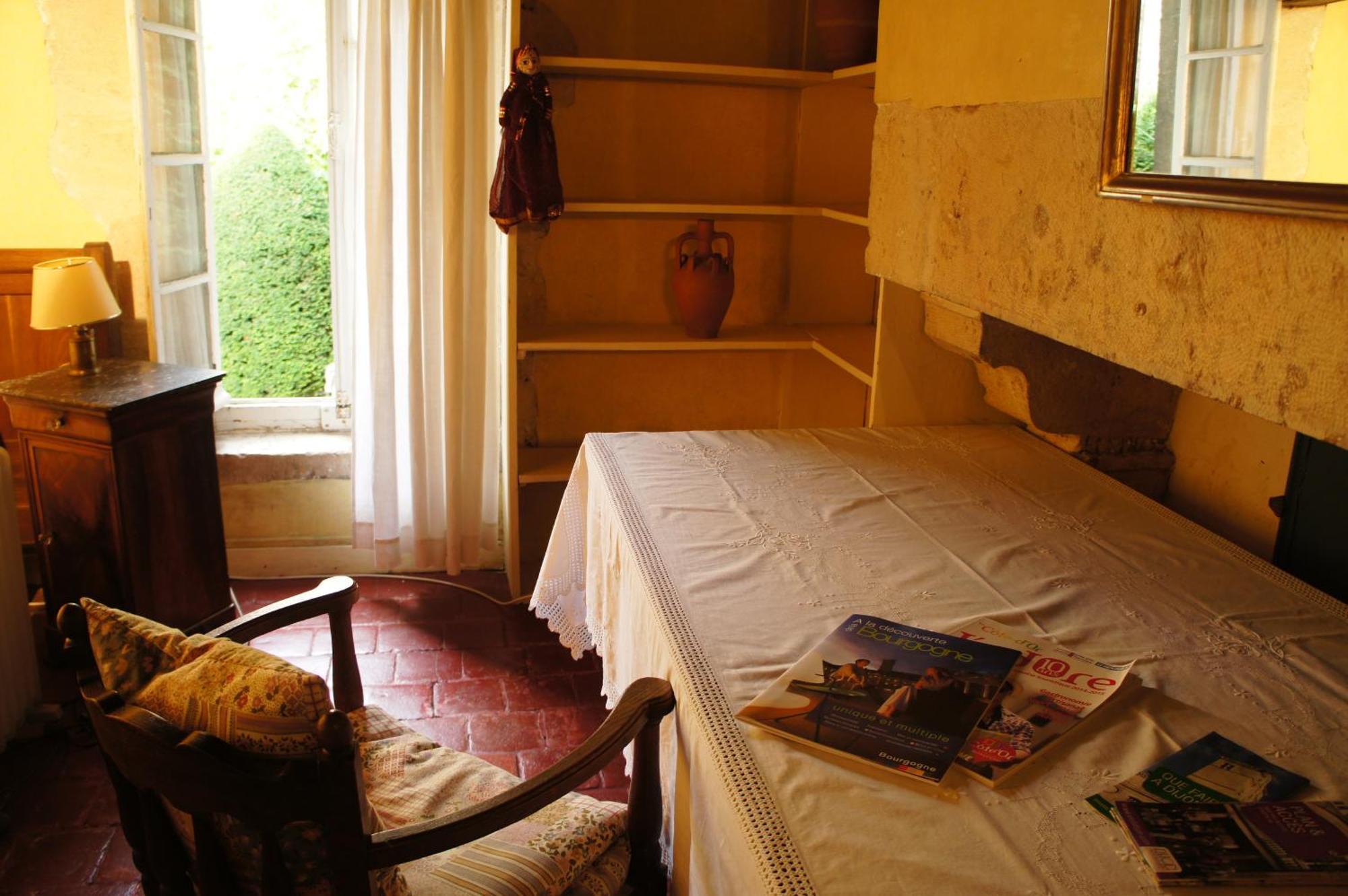 Hotel Particulier Maleteste Дижон Номер фото