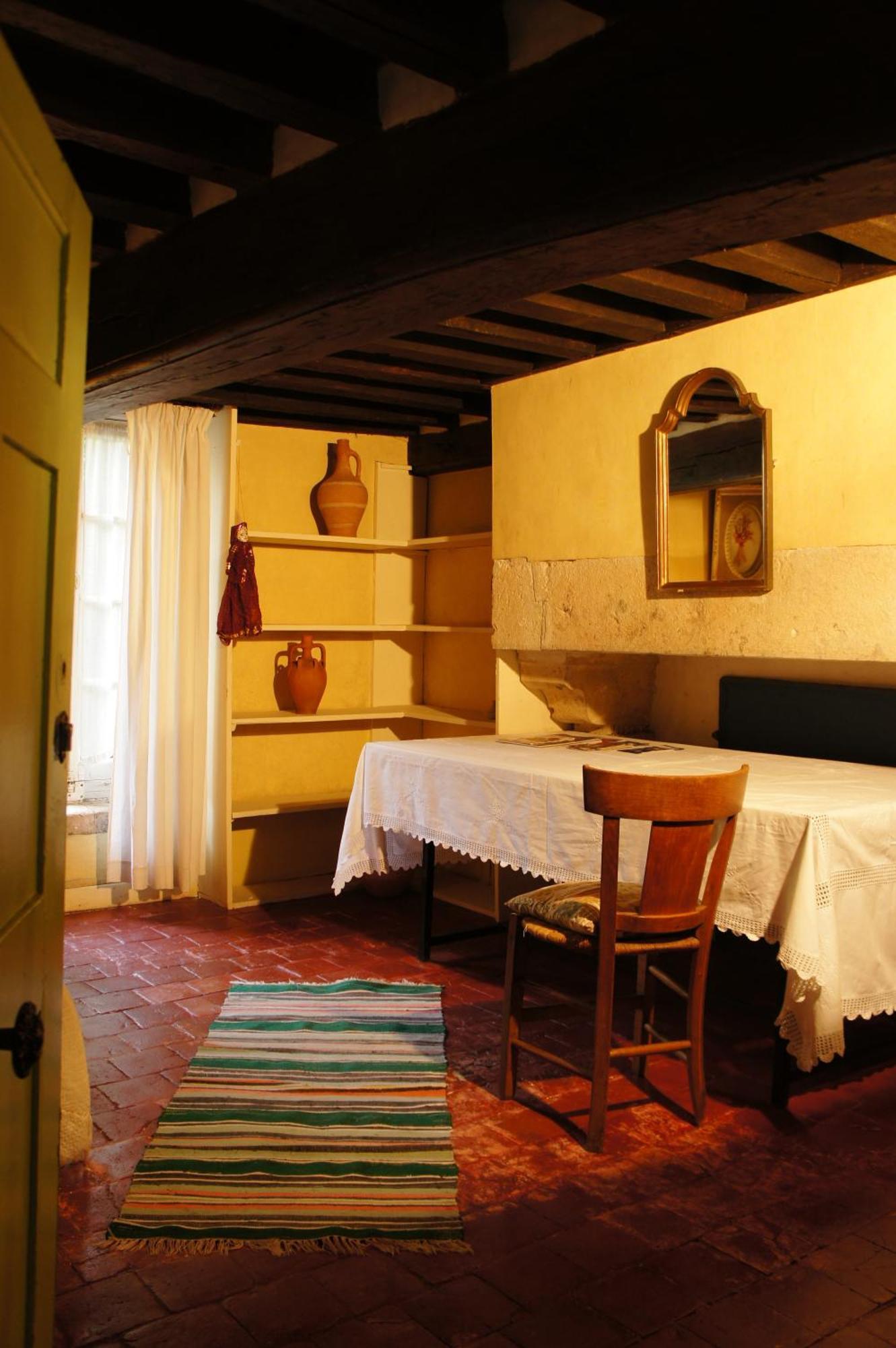 Hotel Particulier Maleteste Дижон Номер фото